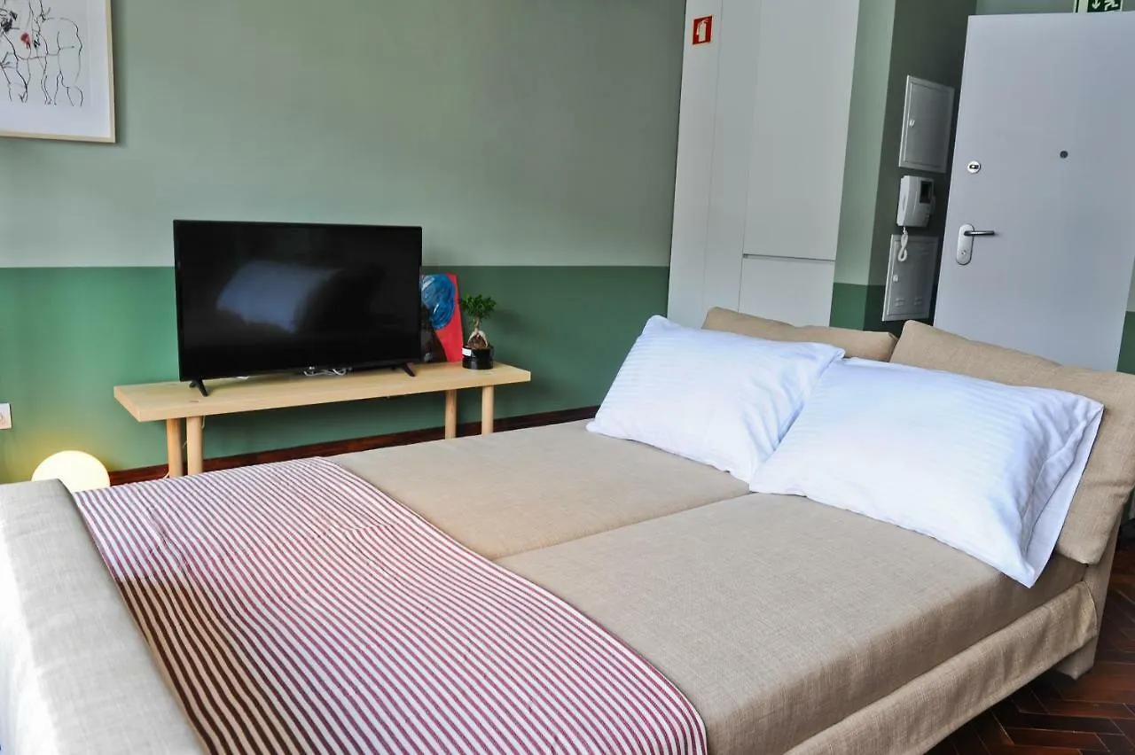 Cosmopolitan Comfort In Lisbon 4A- By Misha'S Place Apartment