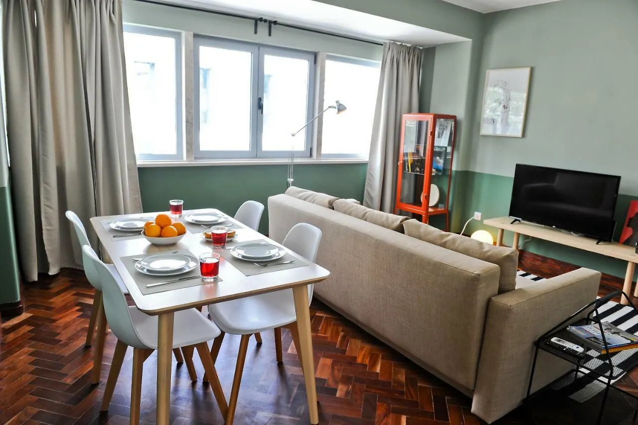 Apartamento Cosmopolitan Comfort In Lisbon 4A- By Misha'S Place